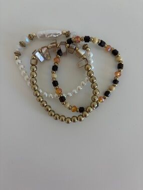 Gold and Pearl Beaded Stretch Bracelet Set